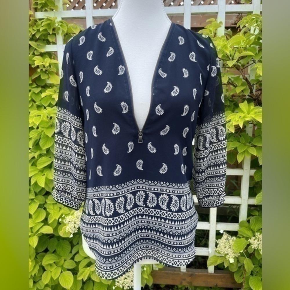 Twik Blouse